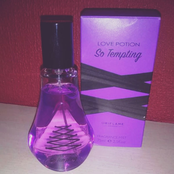 nuoc-hoa-Love-Potion-So-Tempting-Fragrance-Mist-Oriflame-33958-2.jpg