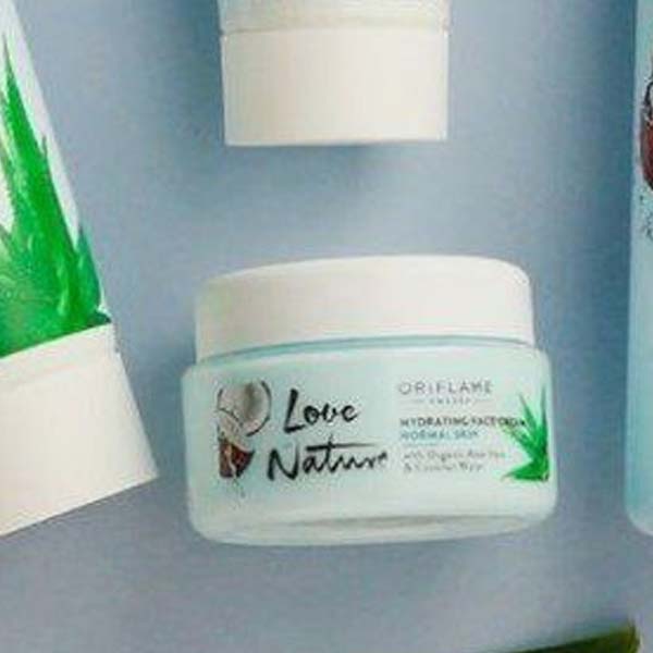 love-nature-hydrating-face-cream-with-organic-aloe-vera-coconut-water-2 love-nature-hydrating-face-cream-with-organic-aloe-vera-coconut-water-2