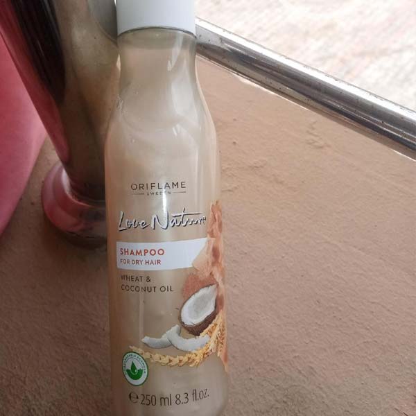 love-nature-shampoo-for-dry-hair-wheat-coconut-oil-2