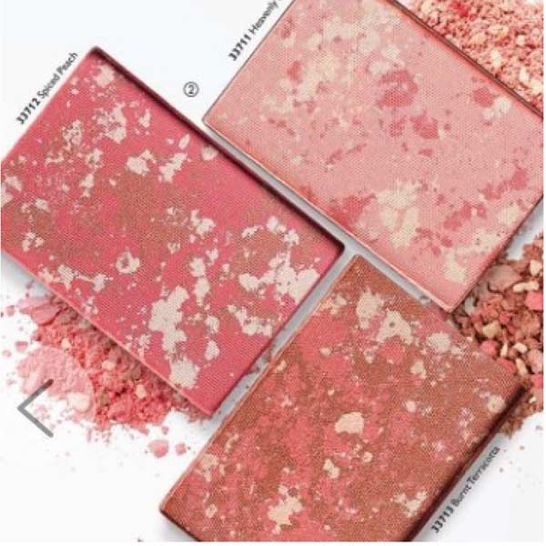 phan-ma-the-one-make-up-pro-marble-blend-blush-2