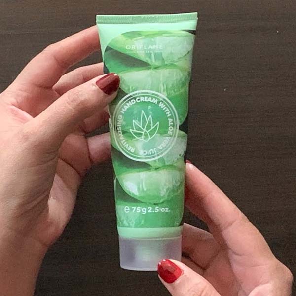 revitalising-hand-cream-with-aloe-vera-juice-2 revitalising-hand-cream-with-aloe-vera-juice-2