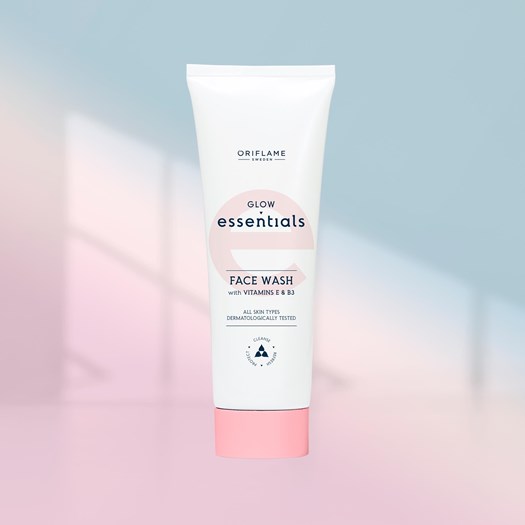 sua-rua-mat-glow-essentials-face-wash-with-vitamins-e-b3-43908-oriflame-3 sua-rua-mat-glow-essentials-face-wash-with-vitamins-e-b3-43908-oriflame-3