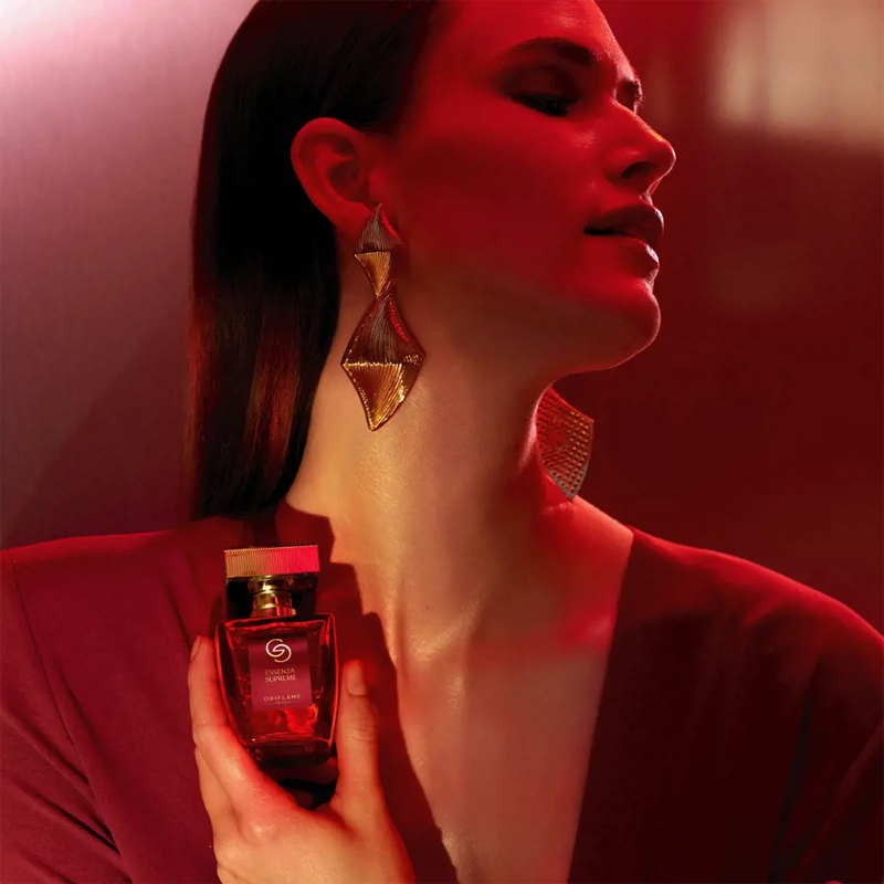giordani-gold-essenza-supreme-parfum-40683-oriflame-4 giordani-gold-essenza-supreme-parfum-40683-oriflame-4